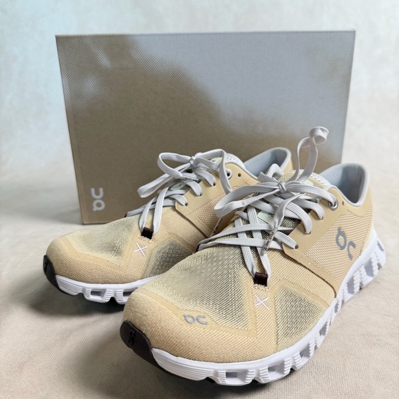 On Running Cloud X 3 Women’s 7.5 Savannah Frost Training Shoes w/ Box - Picture 15 of 16